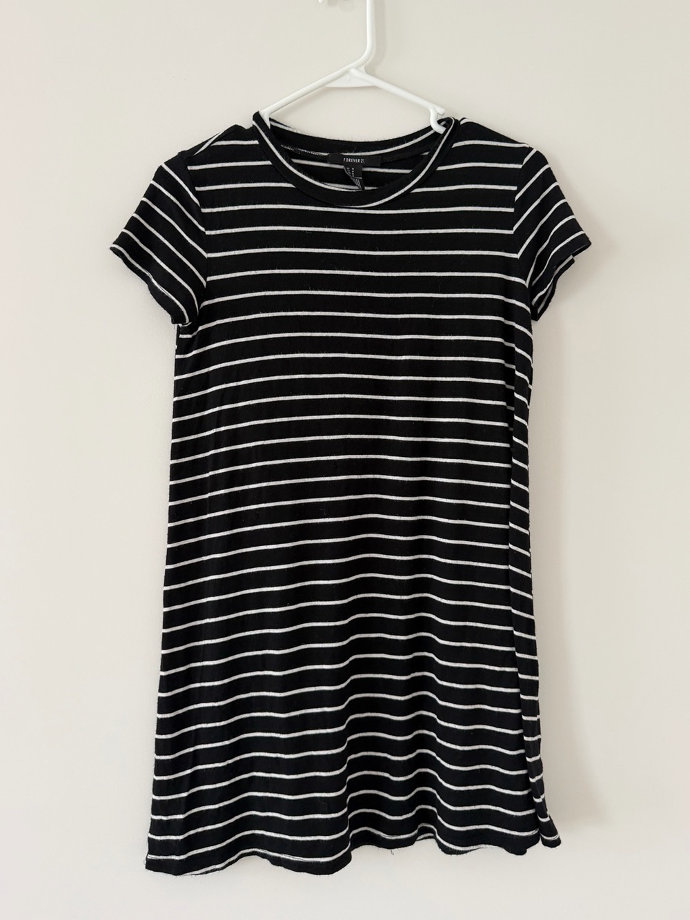 Forever 21 Black & White Striped T Shirt Dress Women’s Medium